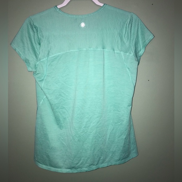 Athleta Workout Top - Picture 2 of 3